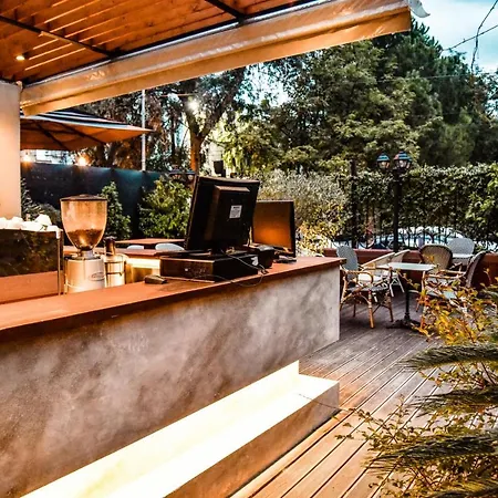 Broadway Boutique Hotel 4* Tirana