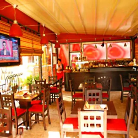 Broadway Boutique Hotel 4*