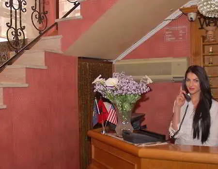 Broadway Hotel Tirana