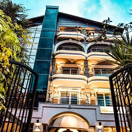 Hotel Broadway Hotel Tirana