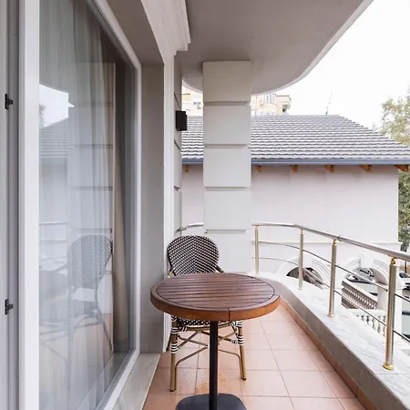 Broadway Hotel Tirana Hotel 4*