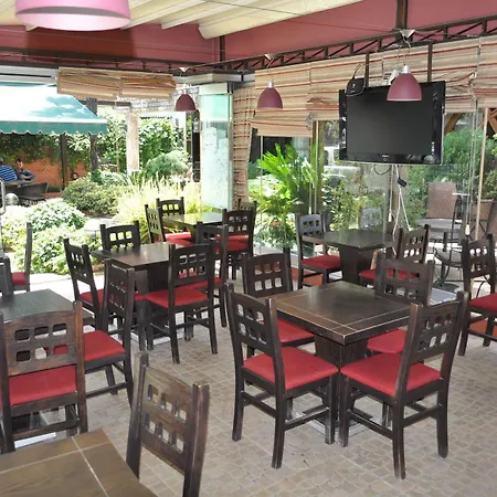 Broadway Hotel Tirana Hotel