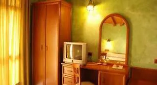 Broadway Boutique Hotell Tirana