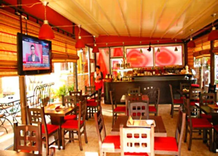 Broadway Boutique Hotel 4*