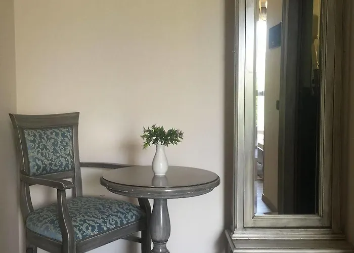 Hotel Broadway Boutique Hotel 4*